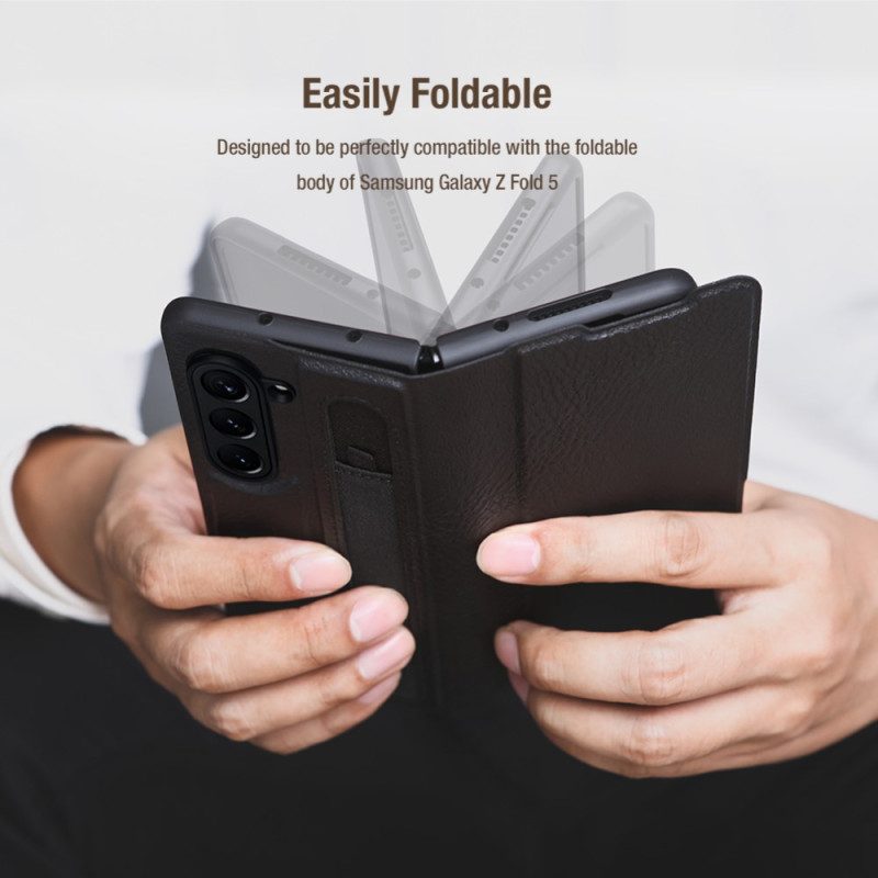 Kotelot Samsung Galaxy Z Fold 5 Nillkin Stylus-leikkauksella